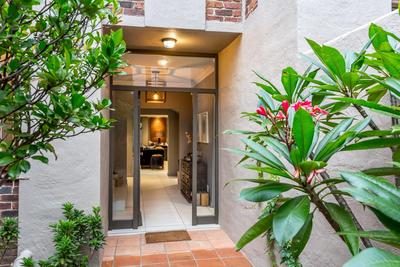 Townhouse For Sale in Morningside, Sandton